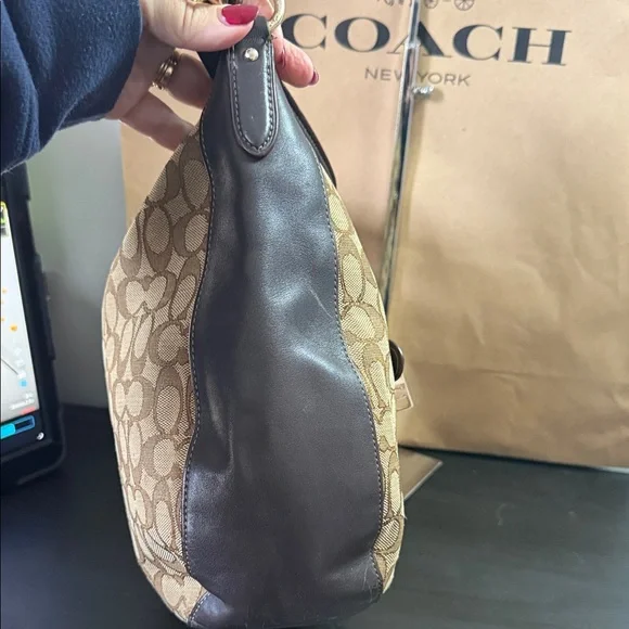 Coach Brown and Tan Hobo Bag - Picture 3 of 9